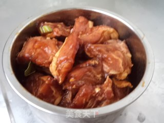 Twice-cooked Pork Ribs Braised Kelp recipe