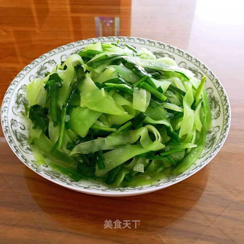 Stir-fried Lettuce with Leek recipe