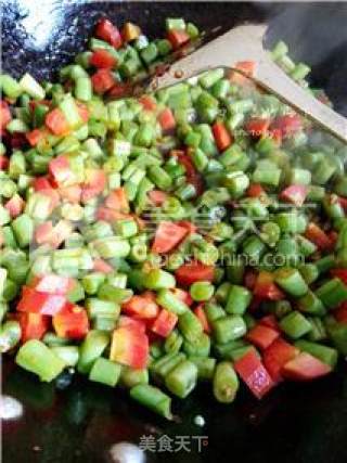 Stir-fried Diced Pork with String Beans recipe