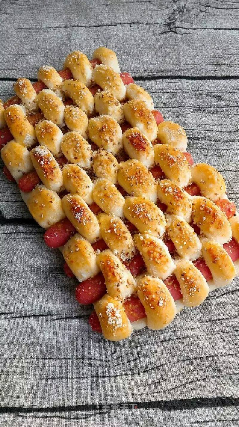 #aca烤明星大赛# Hot Dog Sea Salt Cheese Bread recipe