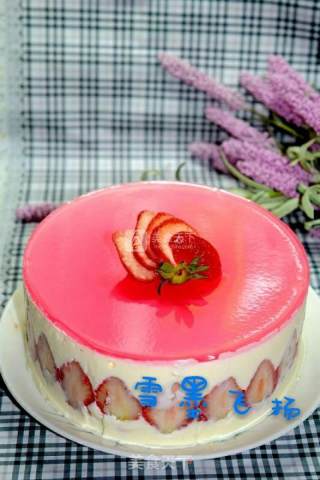 #aca烤明星大赛# Yogurt Strawberry Mousse Cake recipe