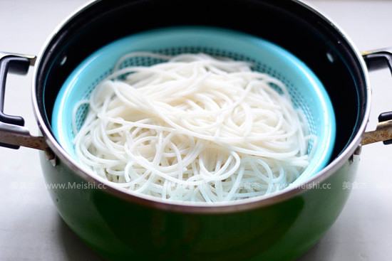 Shacha Rice Noodle Soup recipe