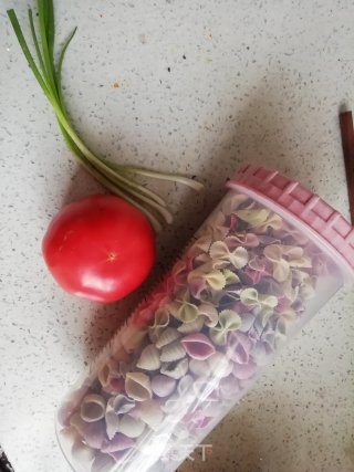 Tomato Butterfly Noodle recipe