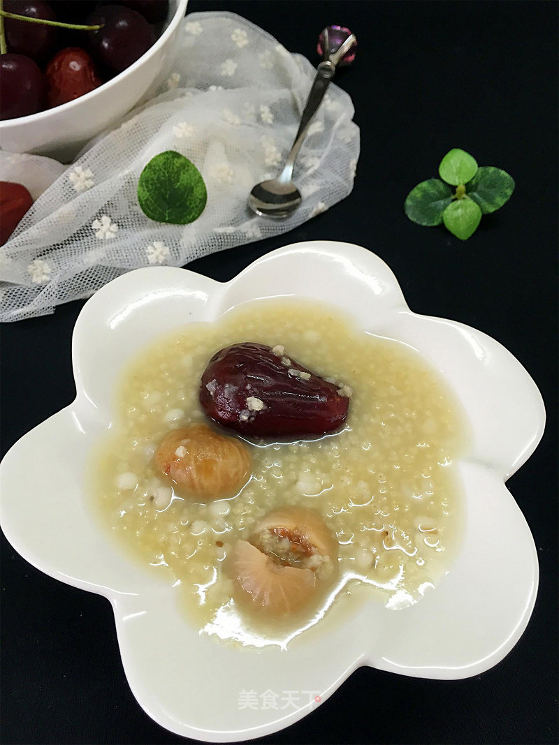 Two Rice Porridge with Figs and Red Dates recipe