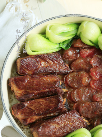 Pork Ribs and Lamei Shuangpin Claypot Rice