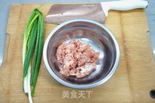White Radish Pork Tongs recipe