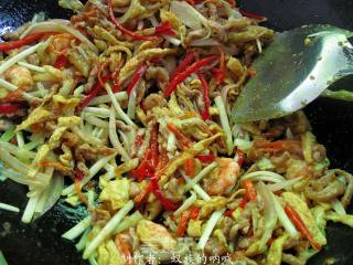 Sin Chew Fried Rice Noodles recipe