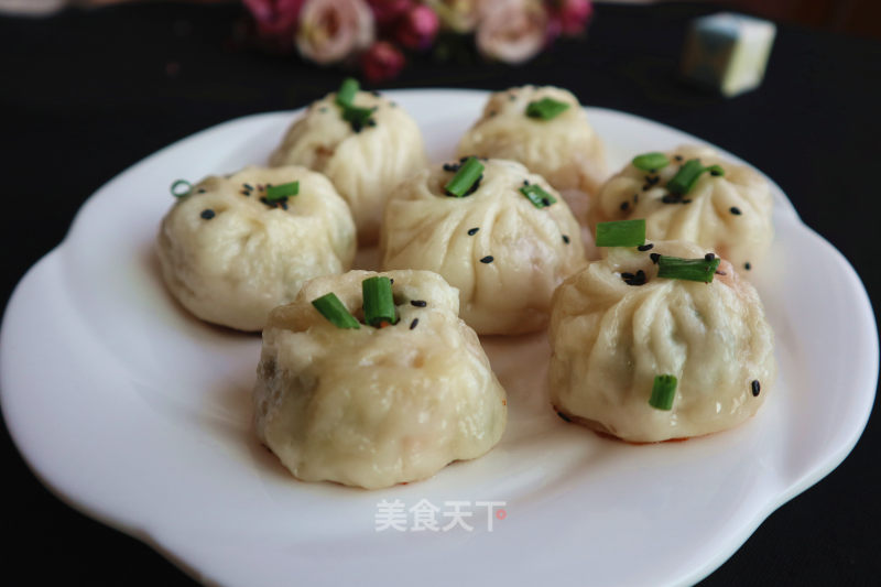 Pan-fried Meat Buns with Melon Skin Stuffing recipe