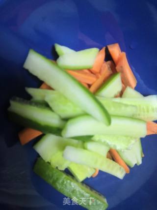 Cucumber Carrot Sushi recipe