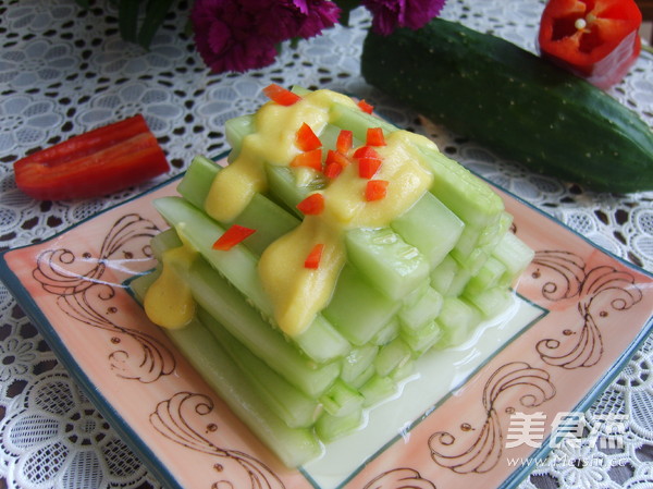 Cucumber Strips with Egg Yolk recipe