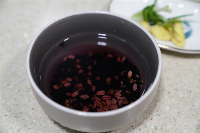 Black Rice Chicken Drumstick Soup recipe