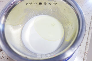 Yeast Version of Banana Muffins recipe