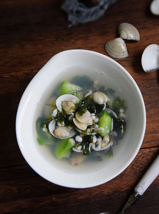 Seaweed and Shrimp Skin White Besi Gourd Soup recipe