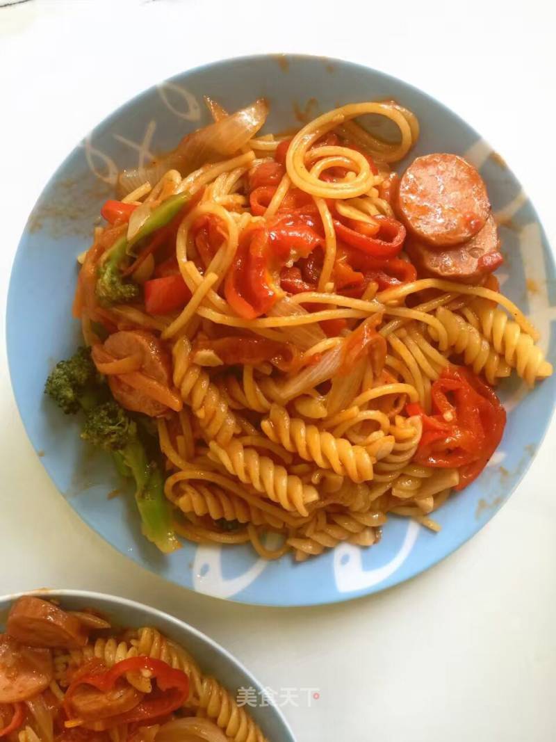 Stir-fried Spaghetti with Ham recipe
