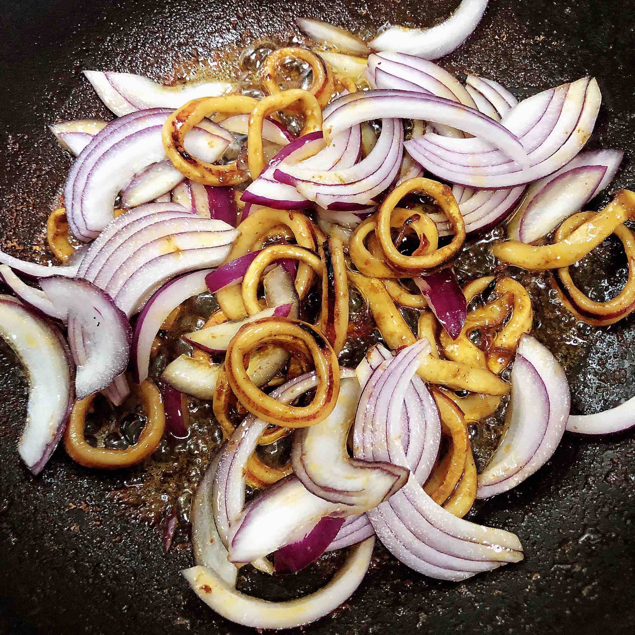 Spicy Celery Squid Rings recipe