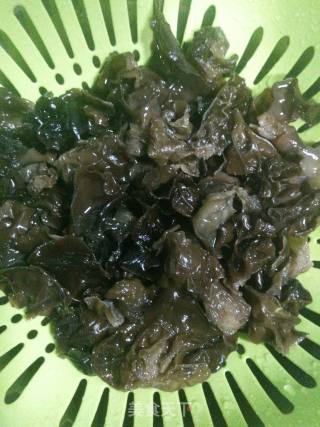 Stir-fried Bacon with Fungus recipe