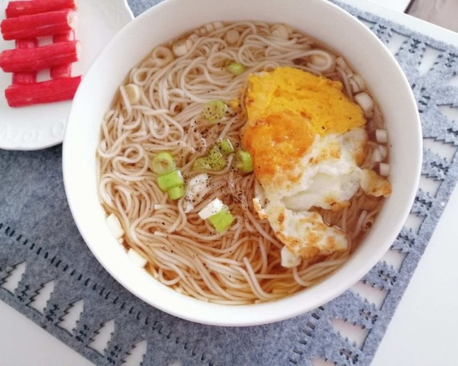 Grandma's Spring Onion Egg Noodles 🍜 Can be Breakfast or Late Night, Fragrant Childhood Memories, The Most Simple Taste recipe