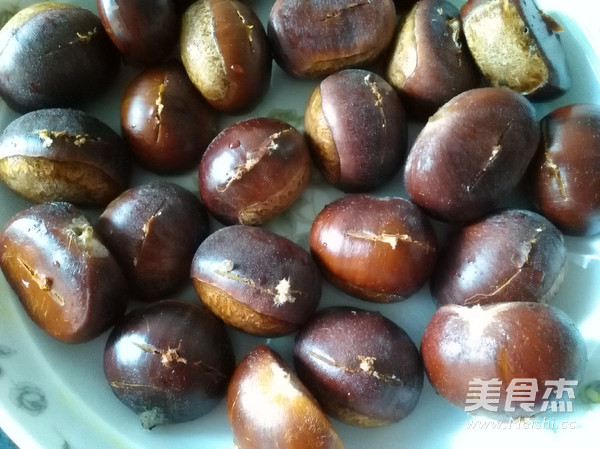 Stir-fried Chestnuts with Sugar recipe