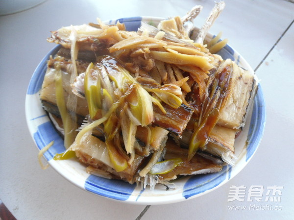 Scallion and Ginger Dried Eel recipe
