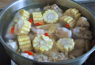 Corn Stewed Trotters recipe