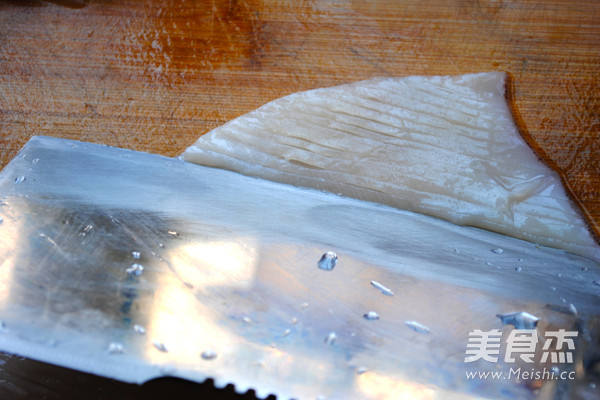 Skillfully Cut Squid Flower recipe