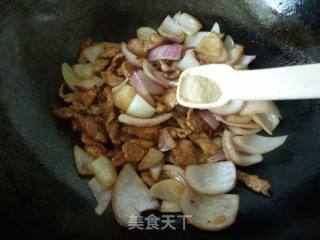 Fried Pork with Onion recipe