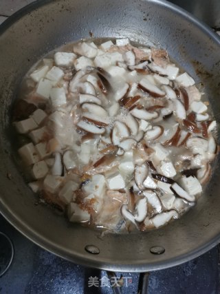 Salmon Tofu Soup recipe