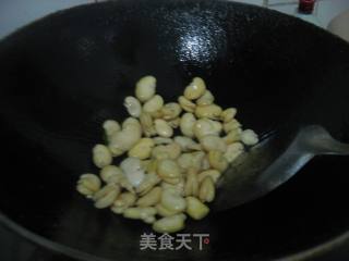 Stir-fried Broad Beans with Cowpeas recipe