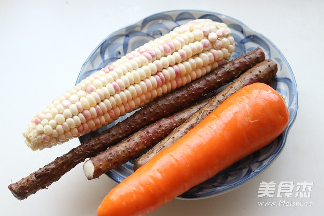 Corn Yam Pork Ribs Soup recipe