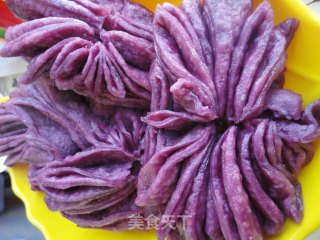 Purple Sweet Potato Chrysanthemum Roll recipe