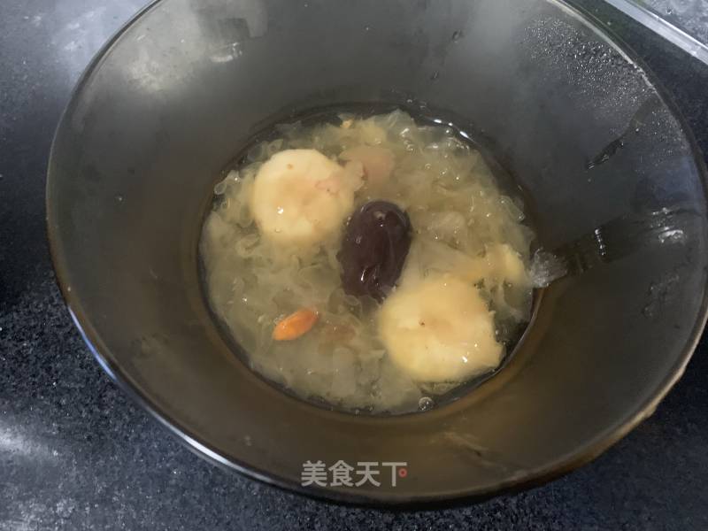 Tremella Lily Horseshoe Soup recipe