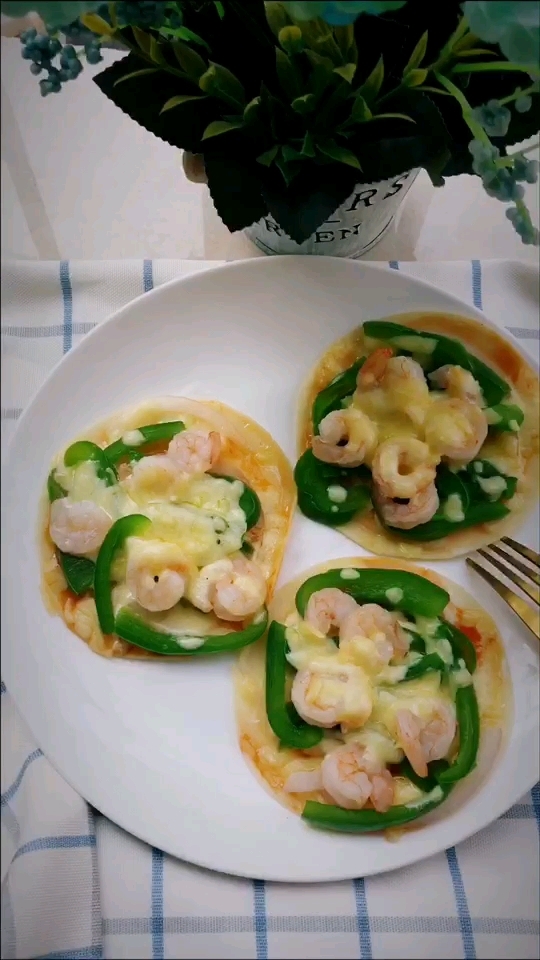 Small Shrimp Pizza recipe