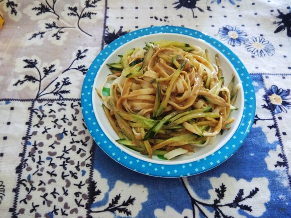 Noodles with Sesame Sauce recipe