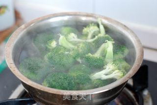Christmas Tree Salad recipe