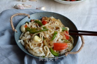 Hand-rolled Noodles with Minced Meat and Onion recipe