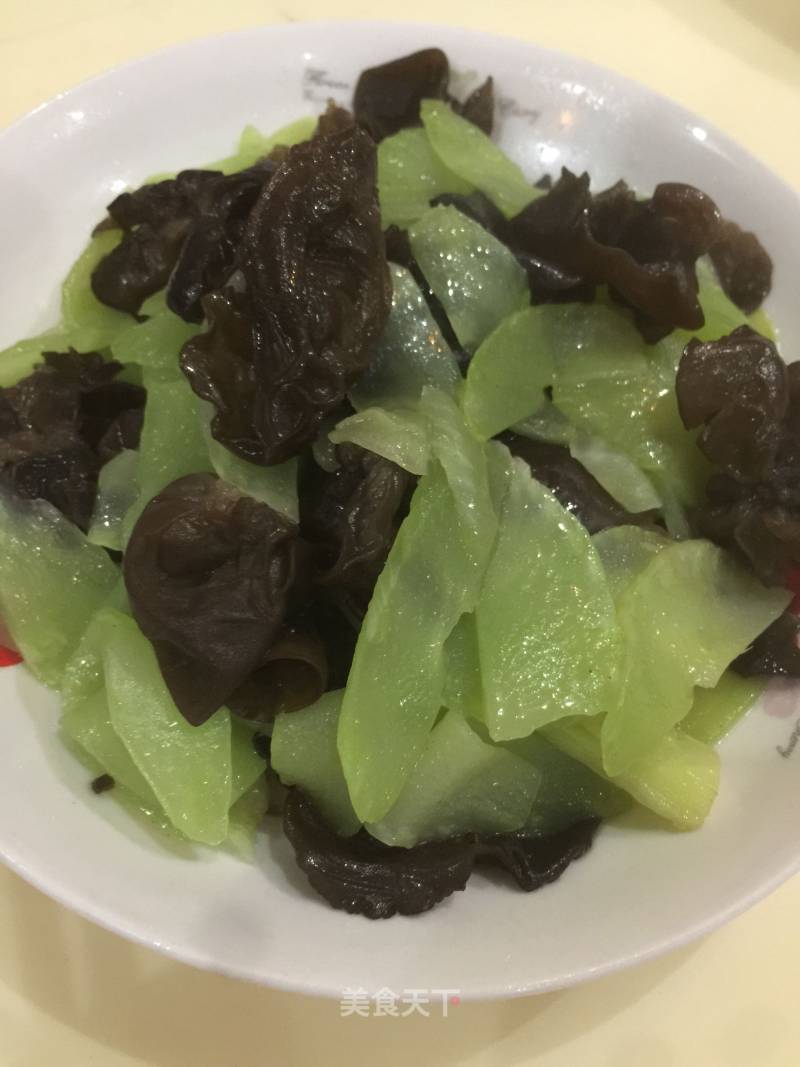 Stir-fried Lettuce with Cloud Ears recipe