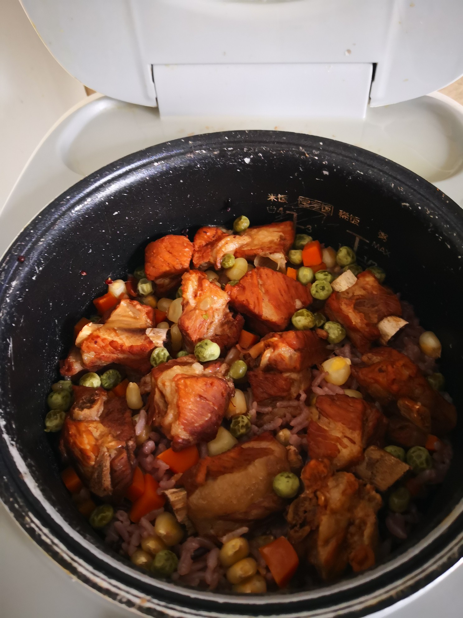 Braised Pork Ribs with Multi-grain Rice recipe