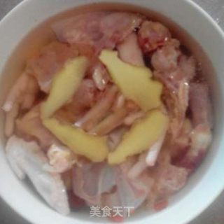 Three Yellow Chicken Kidney Soup recipe