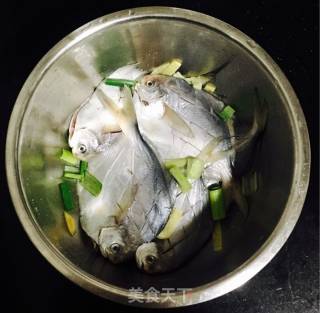 Dry Fried Silver Pomfret recipe