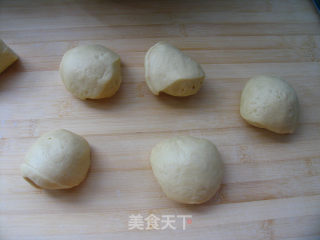 Making Bread for The First Time-the Successful Bean Paste Flower Bread (with Bean Paste Method) recipe