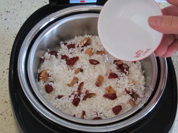 Laba Red Date Sticky Rice Ball recipe