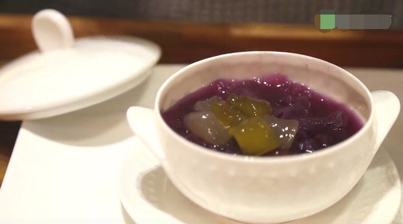 Purple Sweet Potato Tremella Bird's Nest recipe