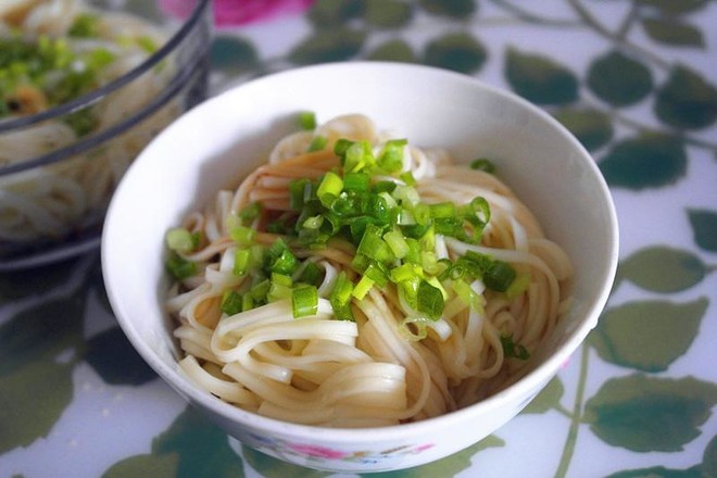 Scallion Battered Noodles—it's The One Made by Wang Han in Tiantianxiang recipe