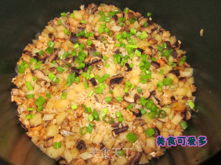 Assorted Potato Braised Rice recipe