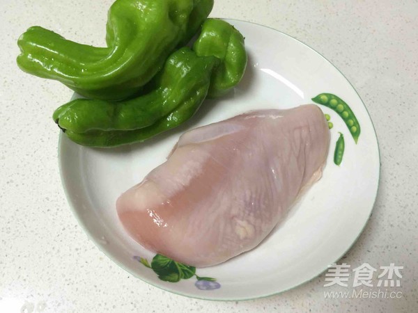 Spicy Green Pepper Chicken Shreds recipe