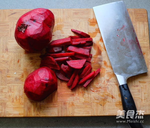 Beetroot with Soft-boiled Eggs recipe