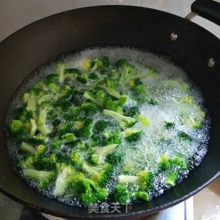 Broccoli with Soy Sauce recipe