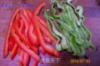 [1 Piece of Black Fish and 6 Dishes]-one of "fried Fish Fillet with Green Pepper and Zizania" recipe