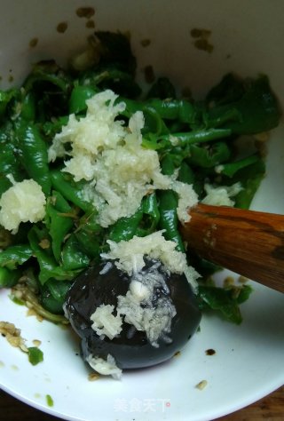 Preserved Eggs and Green Peppers recipe