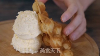 Egg Waffles with Pearl Milk recipe